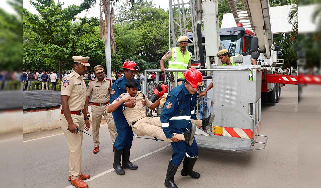 Cyberabad Police hold fire mock drill to strengthen emergency response