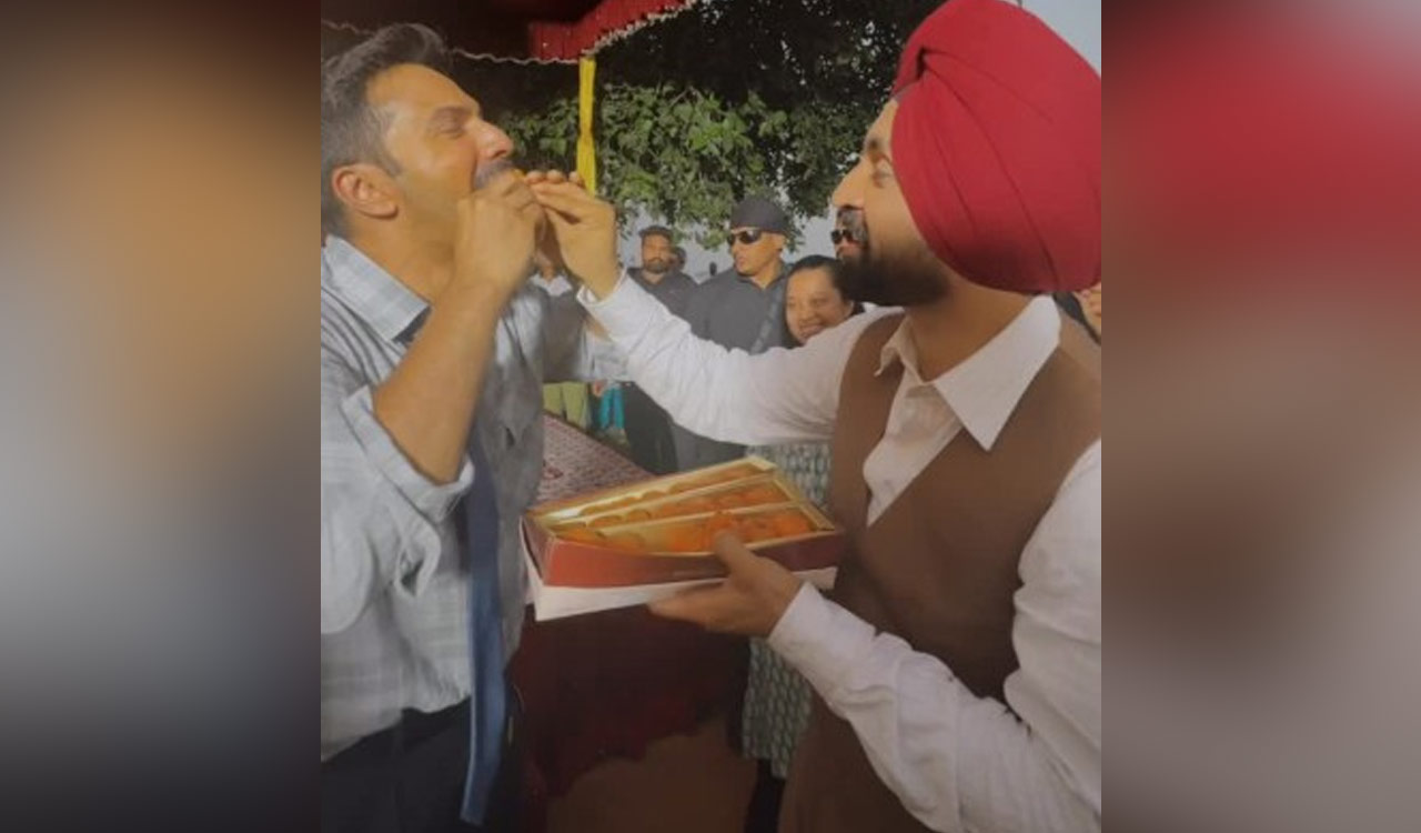Diljit Dosanjh celebrates Border 2 wrap-up with Varun Dhawan, Ahan Shetty