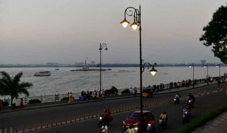 Hyderabad: Heavy rainfall fills Hussain Sagar to the brim
