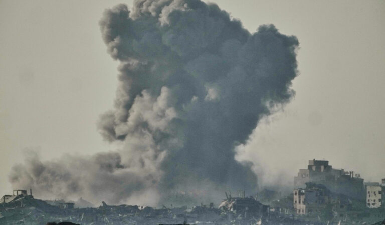 67 killed in Gaza as Israeli forces strike cafe, fire on people seeking food
