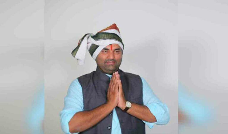 Congress MLA urges Telangana to stop bills to Andhra contractors