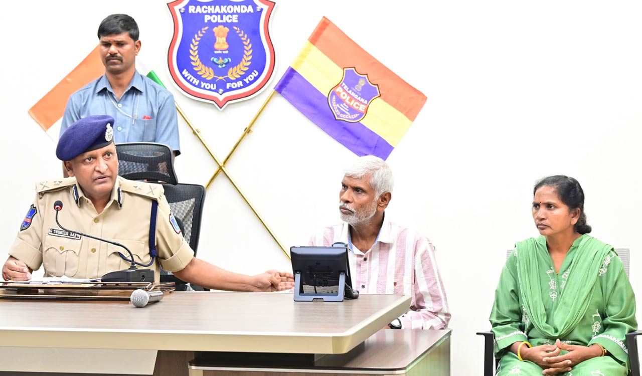 Jana Natya Mandali founder Sanjeev, wife Deena surrender before Rachakonda police