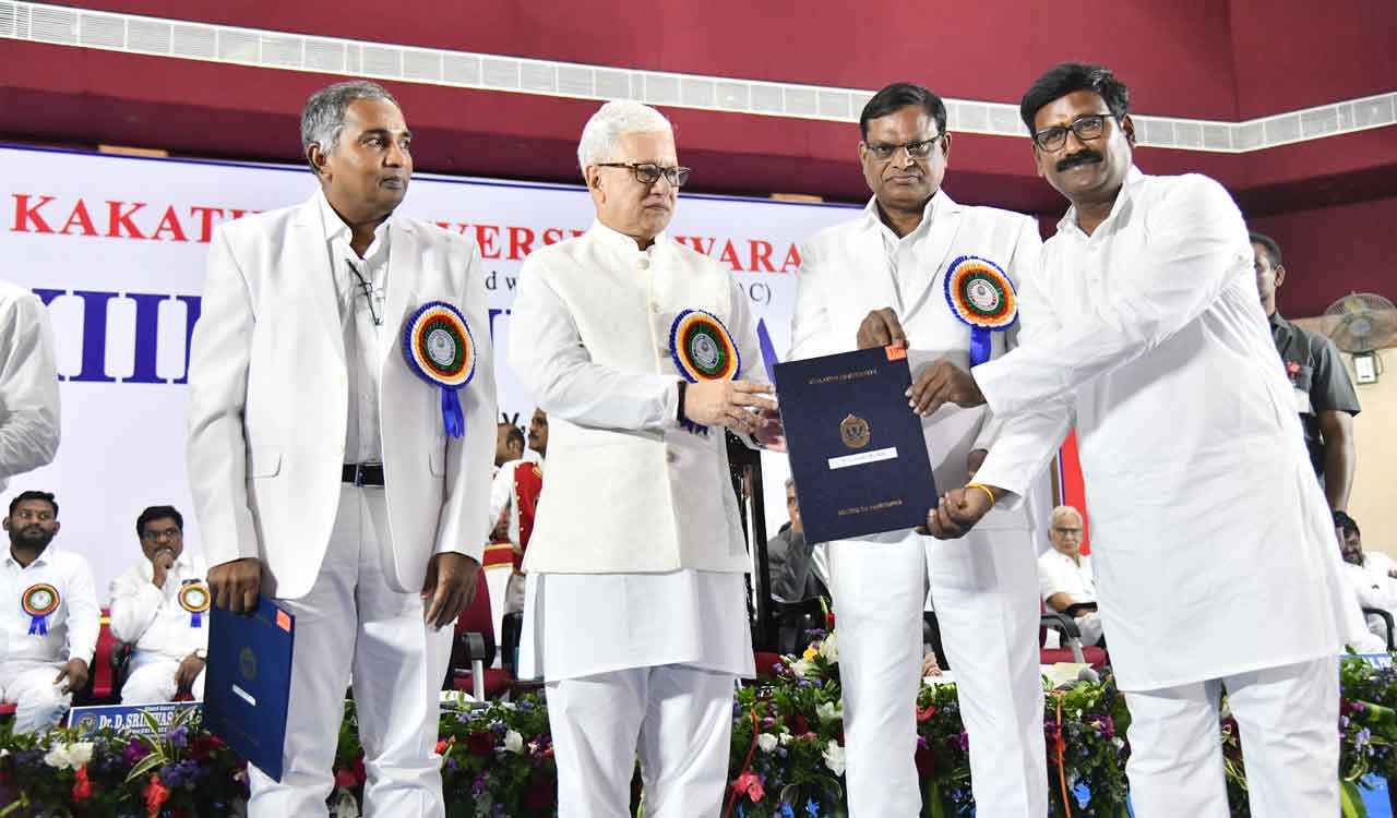 Kakatiya University: Education must build character, says Governor