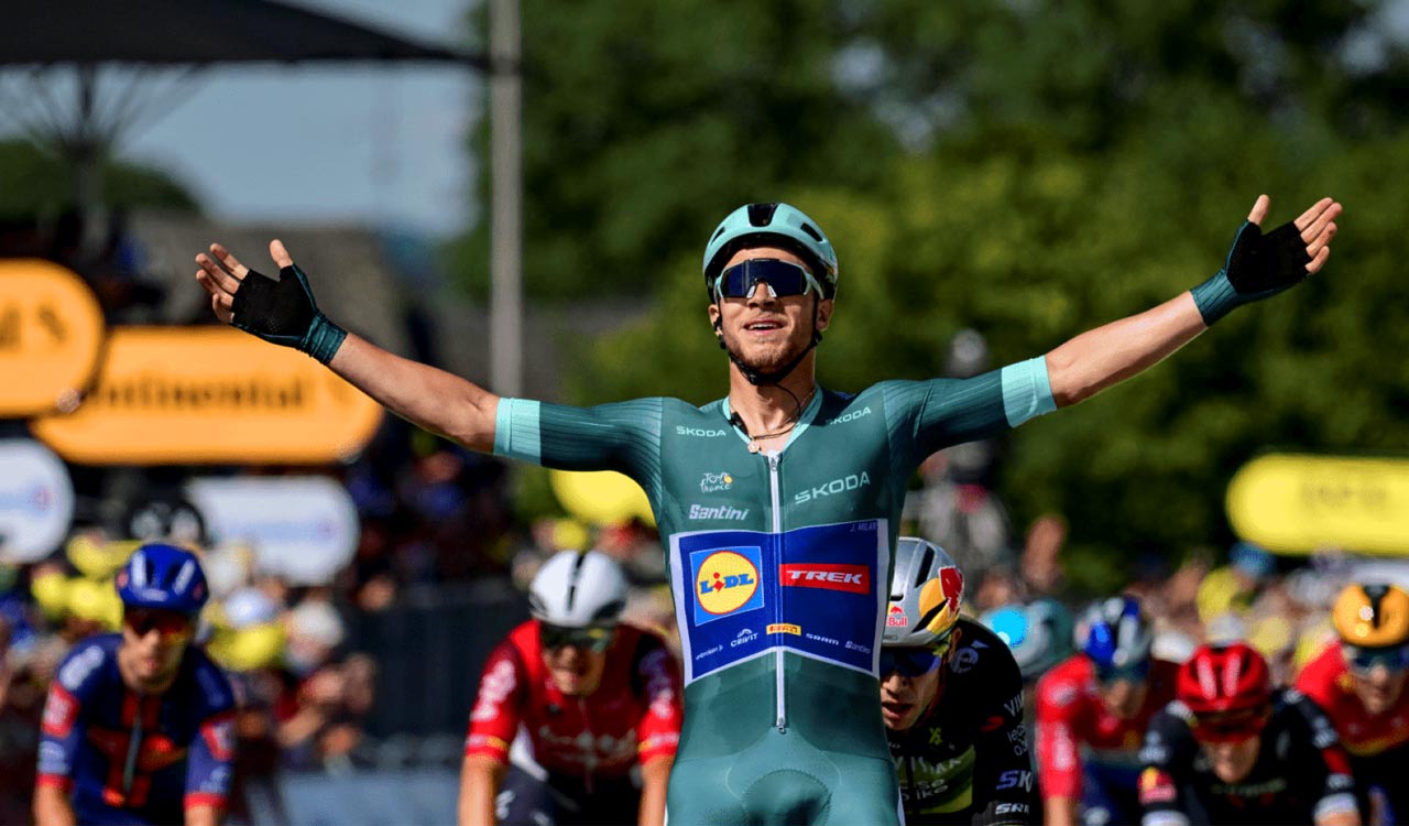 Jonathan Milan powers to first Tour de France stage win on sprint-heavy Stage 8