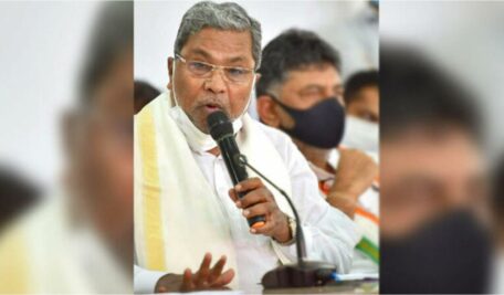 rise in heart attacks possibly due to hasty approval distribution of covid vaccine says siddaramaiah