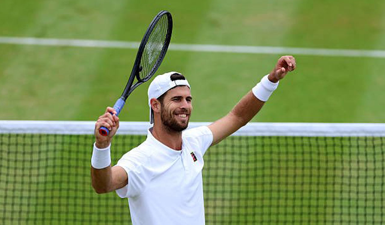 Khachanov reaches second quarterfinal at all England Club