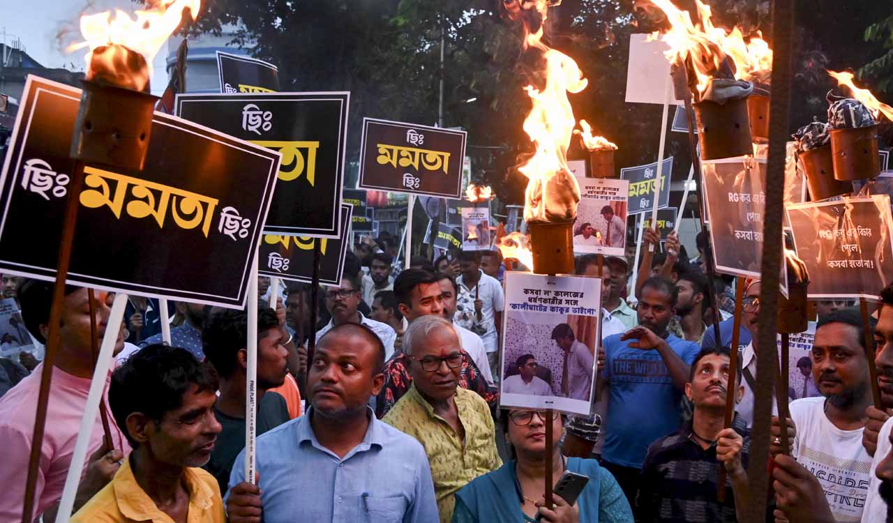 Kolkata Law College students hold protest over gang rape incident, demand campus safety