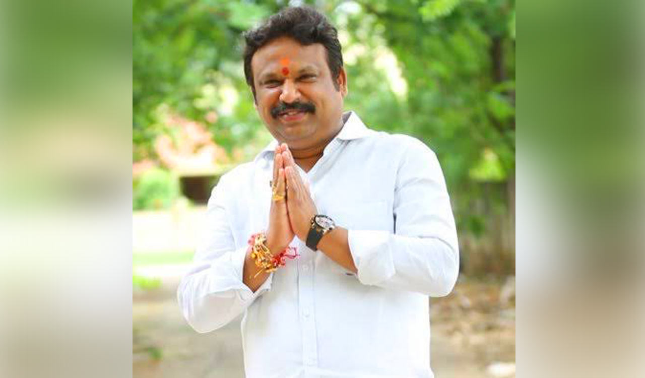 Cantonment MLA Sri Ganesh assaulted near Osmania University