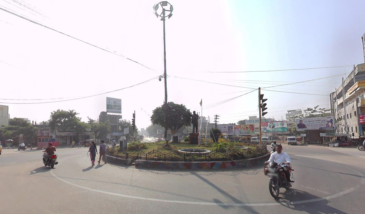 Mancherial beautification row: Civic officials, elected representatives draw criticism for squandering public money