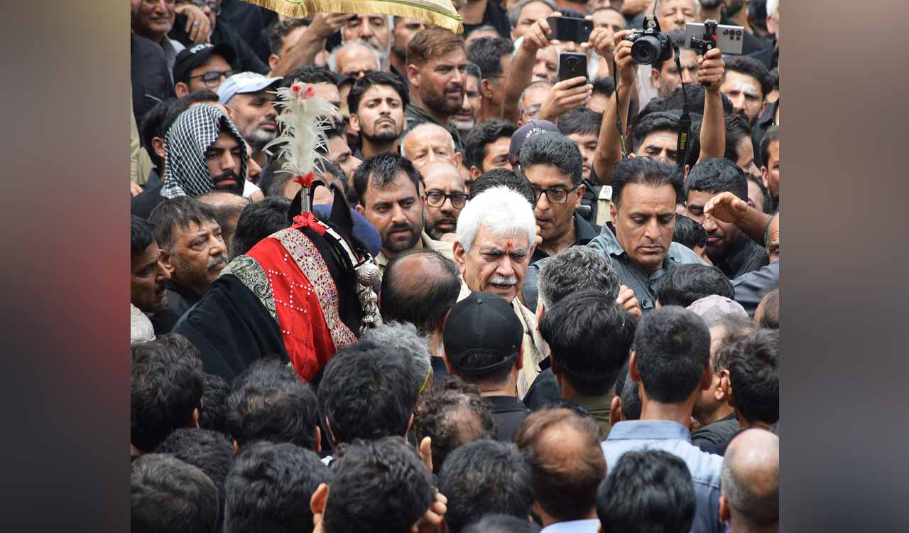 Lt Governor Manoj Sinha joins 10th Muharram procession in Srinagar