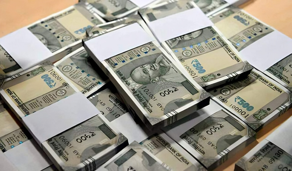 NRI remittances to India soar to record $135.46 billion in FY25