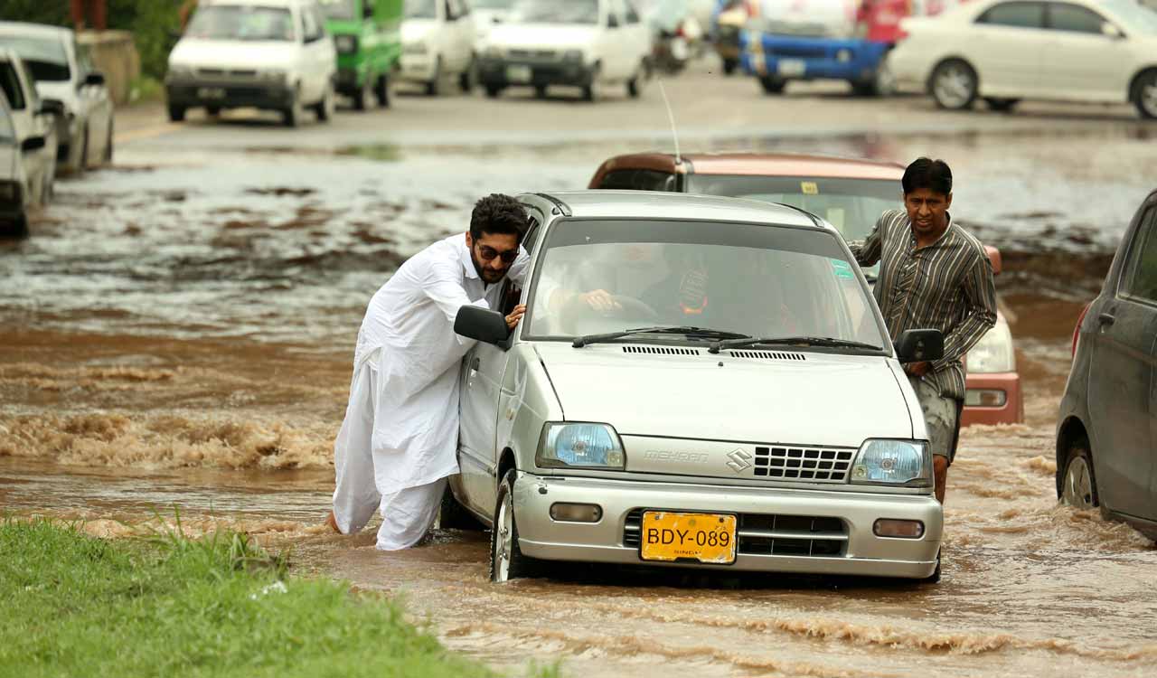 Pakistan: Over 123 killed, 462 injured in Punjab province since late June as record torrential rains