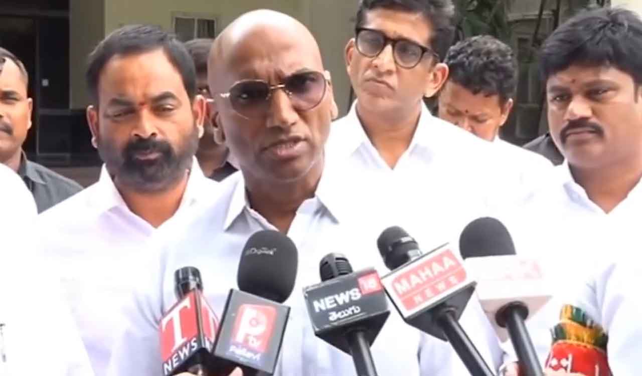 BRS urges Telangana govt to review dismissal of special constables