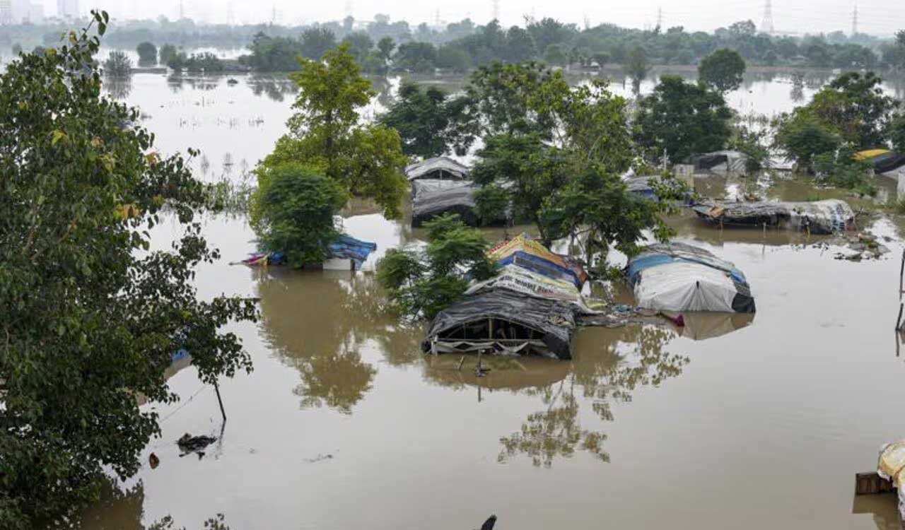 Dimda village cut off as rivers swell in Telangana’s Asifabad