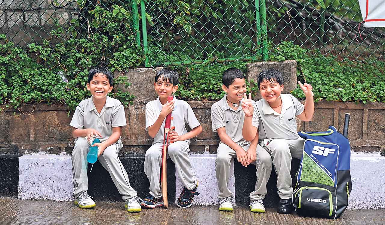 Heavy showers leave Hyderabad water-logged
