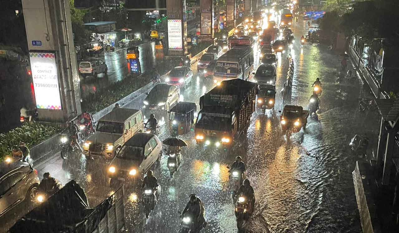 Hyderabad gets widespread rainfall as monsoon picks up; Heavy rain warning issued for 10 Telangana districts