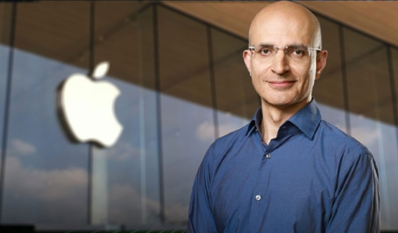 Apple appoints Indian-origin Sabih Khan as new Chief Operating Officer