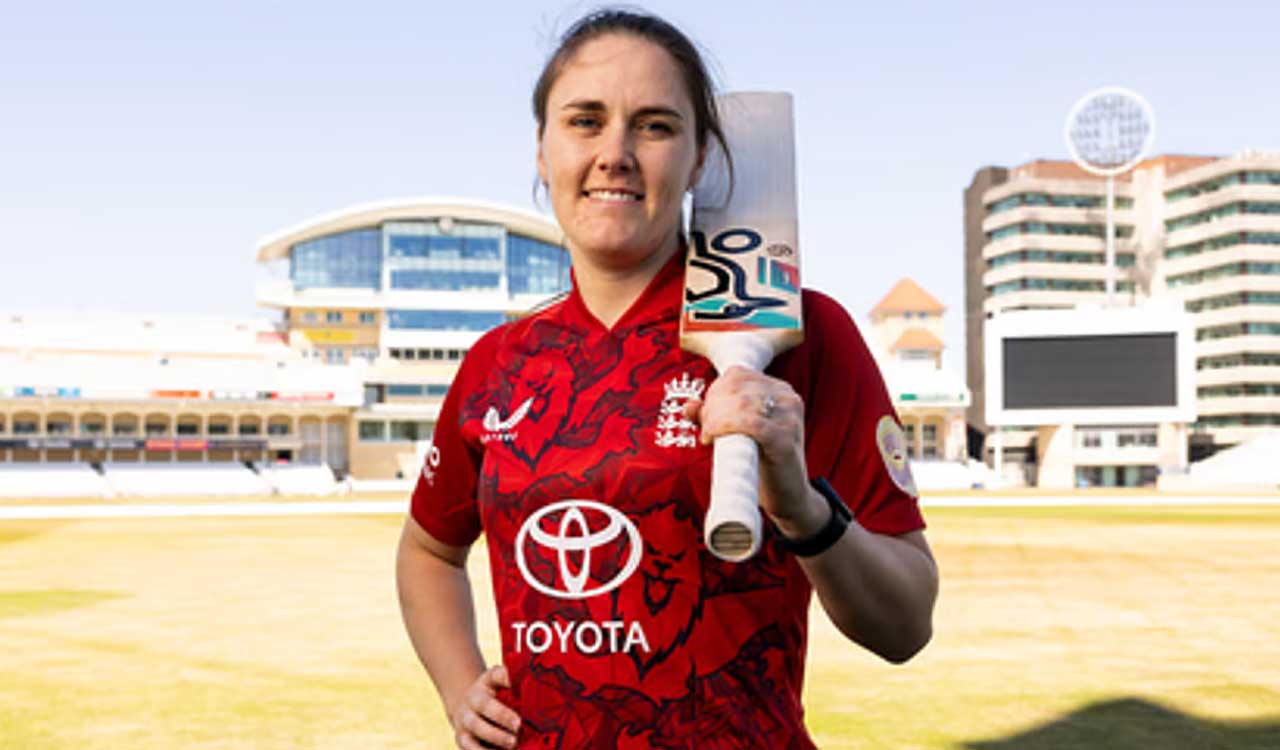 Sciver-Brunt returns to top ICC rankings