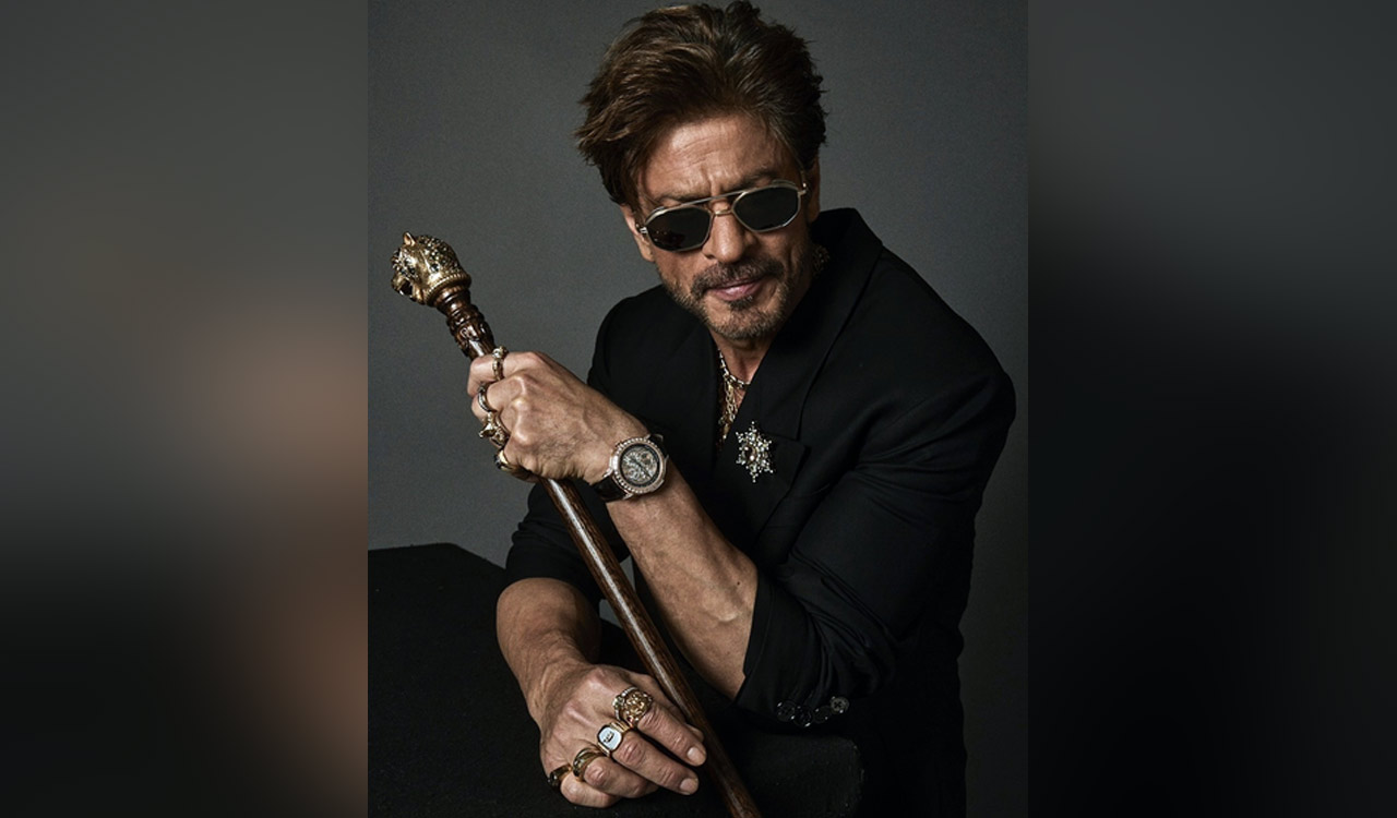 Shah Rukh Khan is brilliant at improvisation: Anupam Kher