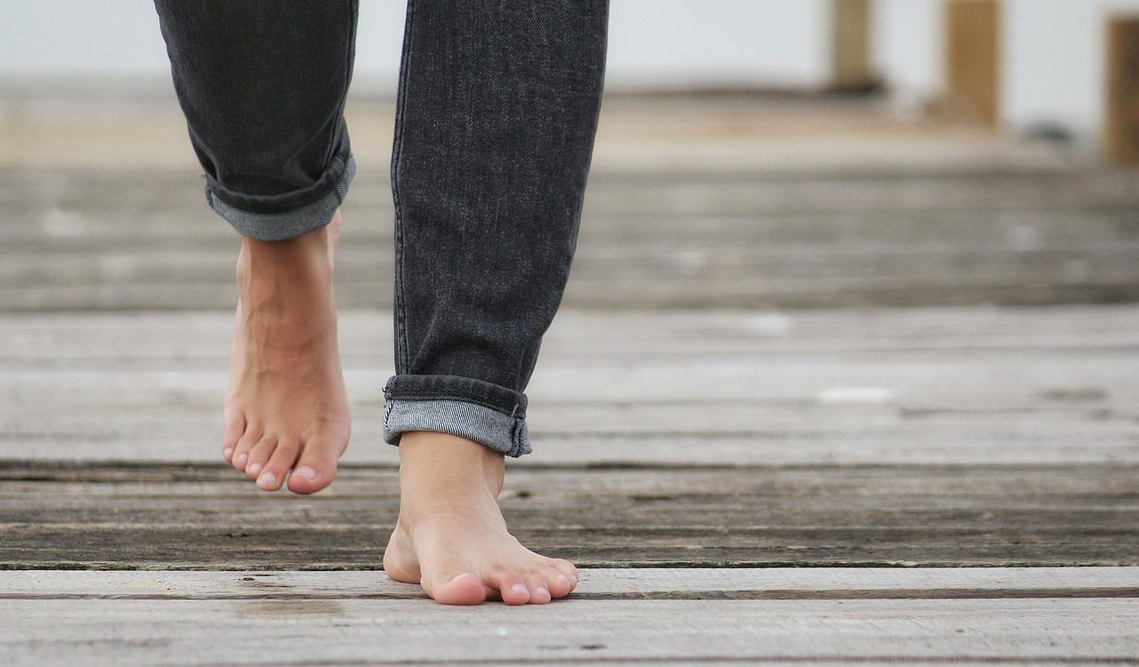 7,000 daily steps may cut dementia risk by 38%: Study