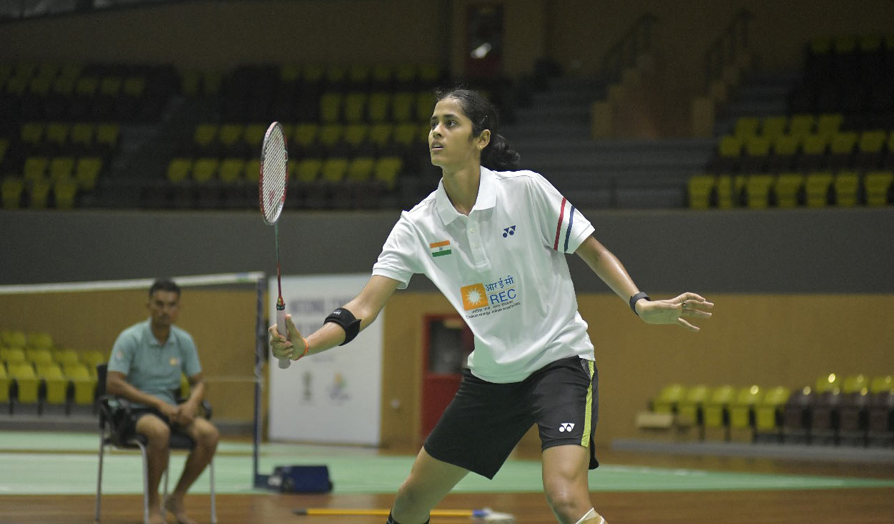 Indian shuttlers begin campaign in style