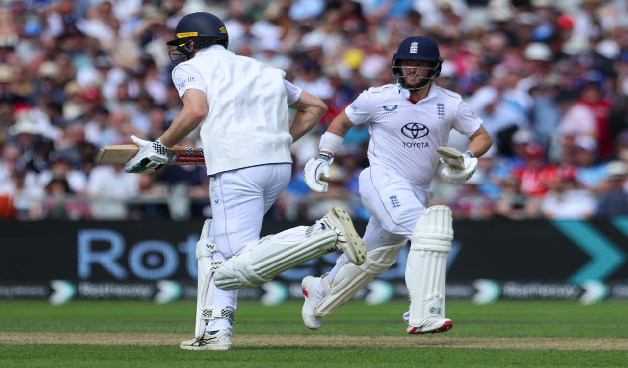Stokes stars with ball, Duckett and Crawley shine as England dominate day two