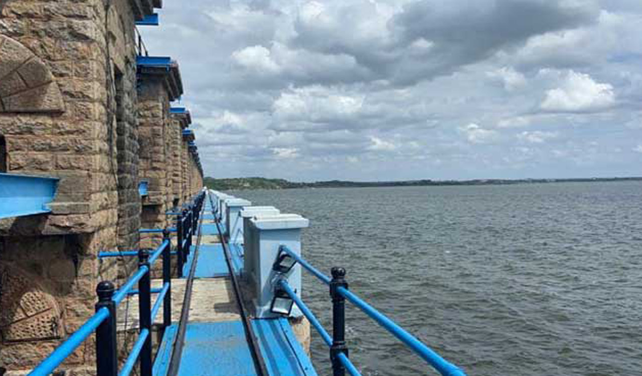 Twin reservoirs in Hyderabad face decline in water storage
