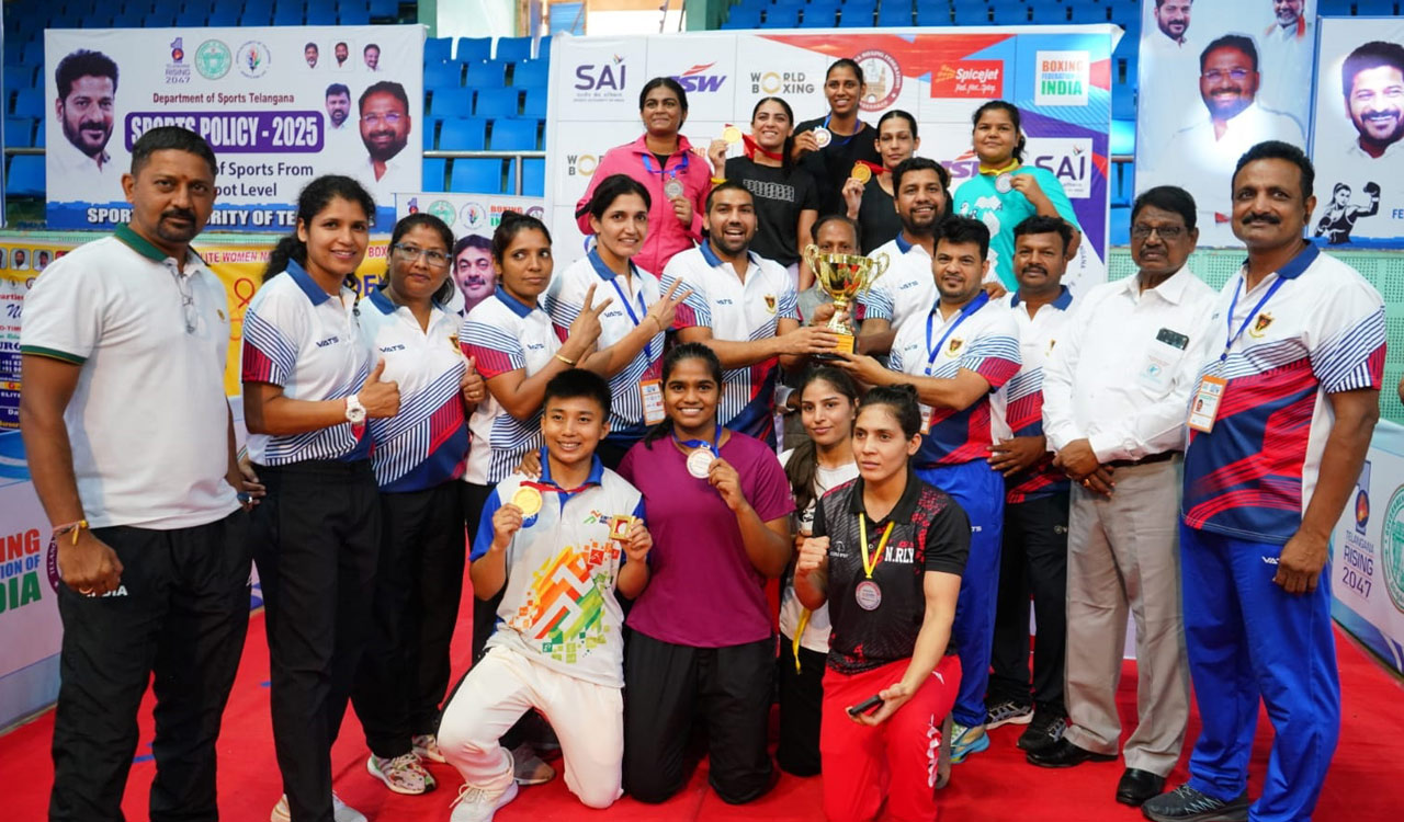 Nine-medal haul seals team title at Elite Boxing event