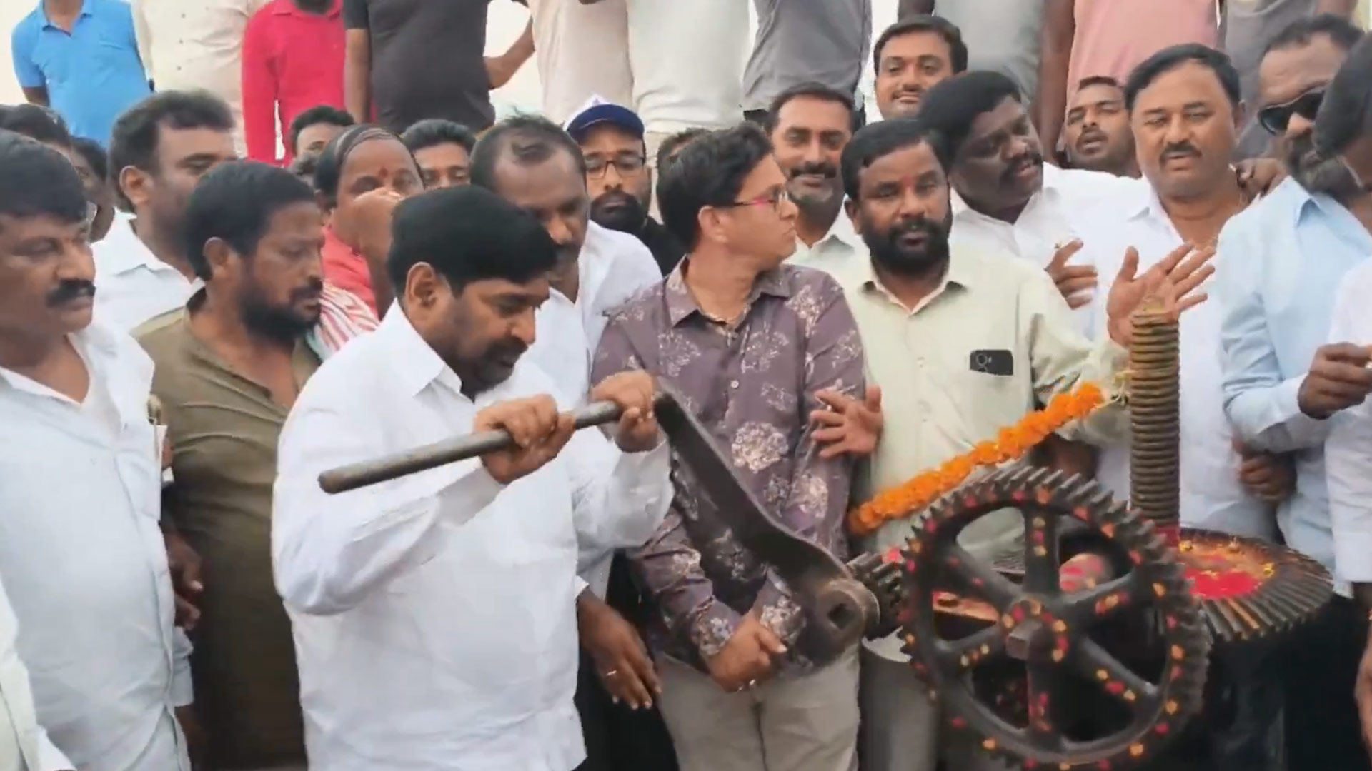 Former minister Jagadish Reddy releases water to Musi Left Canal