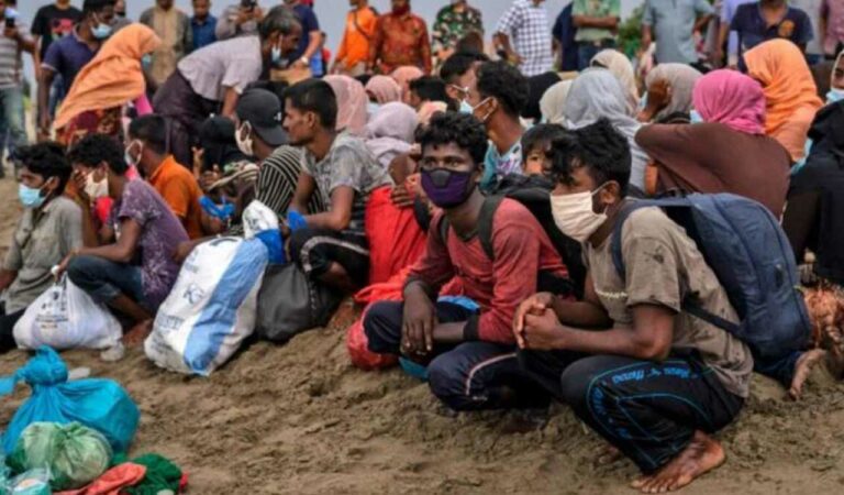 Over 3,000 Myanmar nationals head back home after border tensions ease