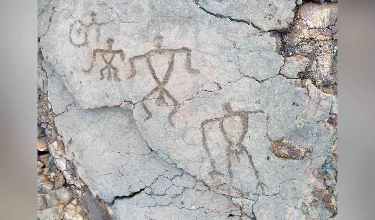 Shifting sands reveal ancient Hawaiian petroglyphs on Oahu coast
