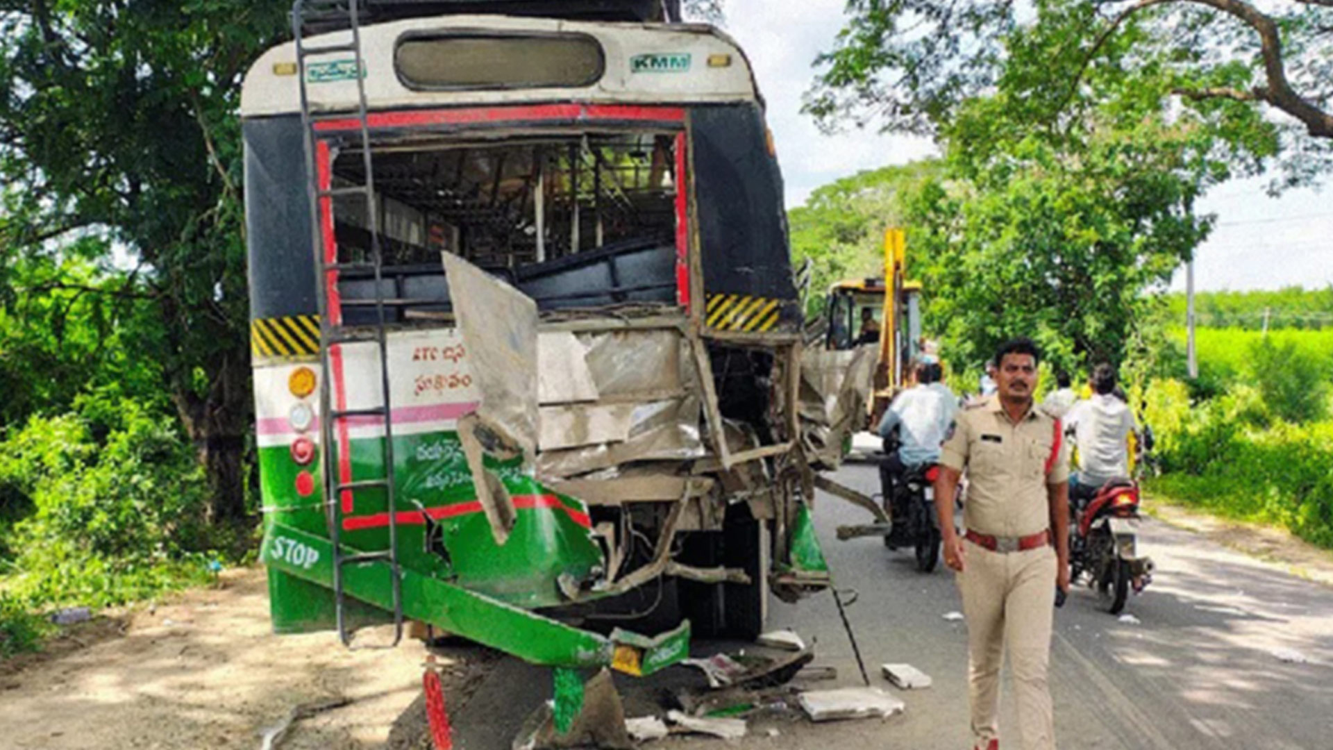 Four passengers, driver injured as ash tanker rams RTC bus in Khammam