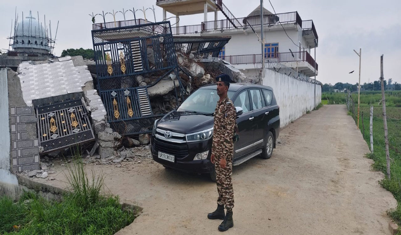 ED raids 14 locations in Chhangur Baba conversion racket probe