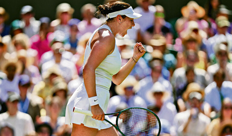 Swiatek storms past Bencic, sets up summit clash with Anisimova