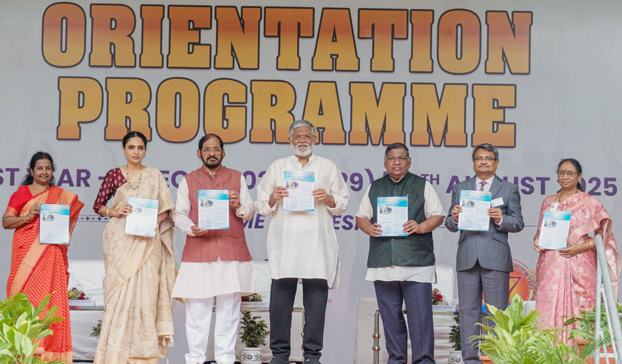 Hyderabad: GNITS hosts orientation for B Tech 2025–29 batch with inspiring messages