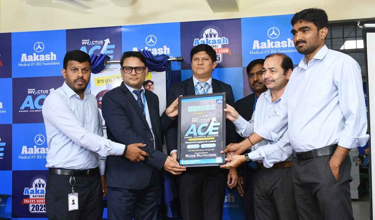 Aakash launches ANTHWE-2025 and Aakash Invictus Ace Test for students