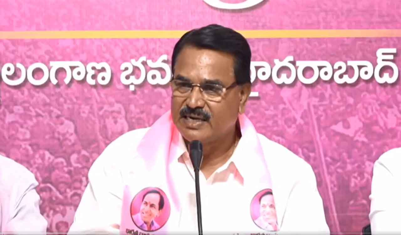 Warangal sees defections as disillusioned Congress leaders switch to BRS ahead of local body polls