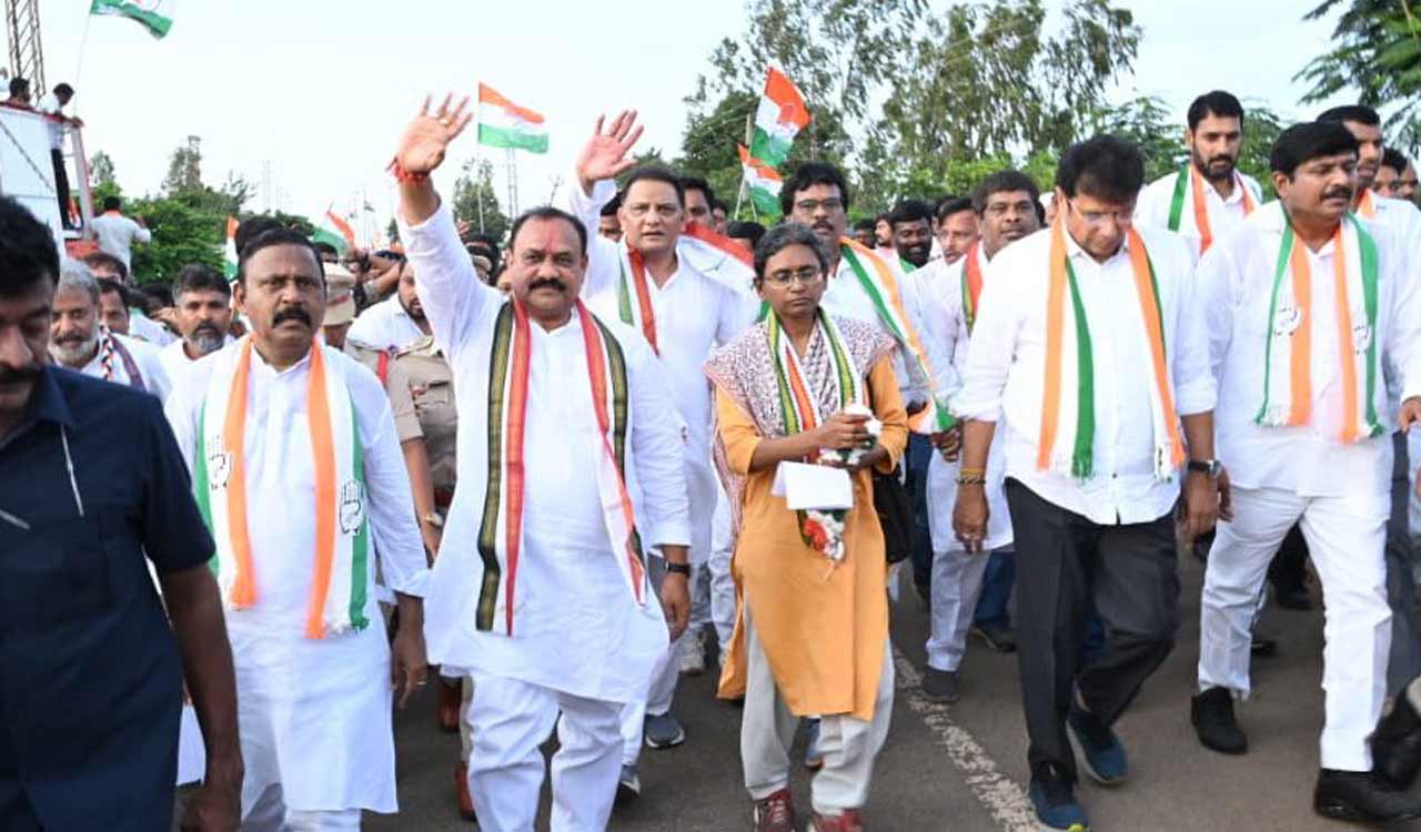 BRS leaders taken into preventive custody ahead of Meenakshi Natarajan’s yatra in Karimnagar