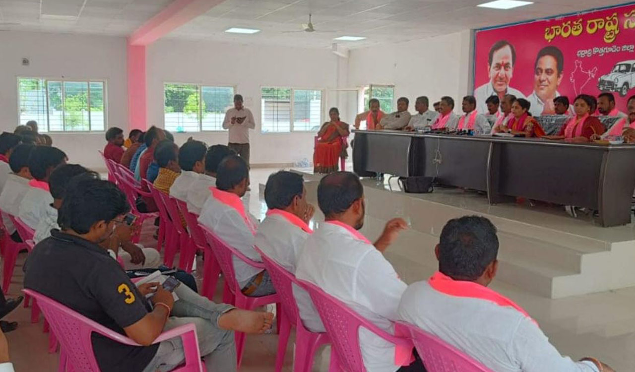 Kothagudem BRS workers told to gear up for local body elections