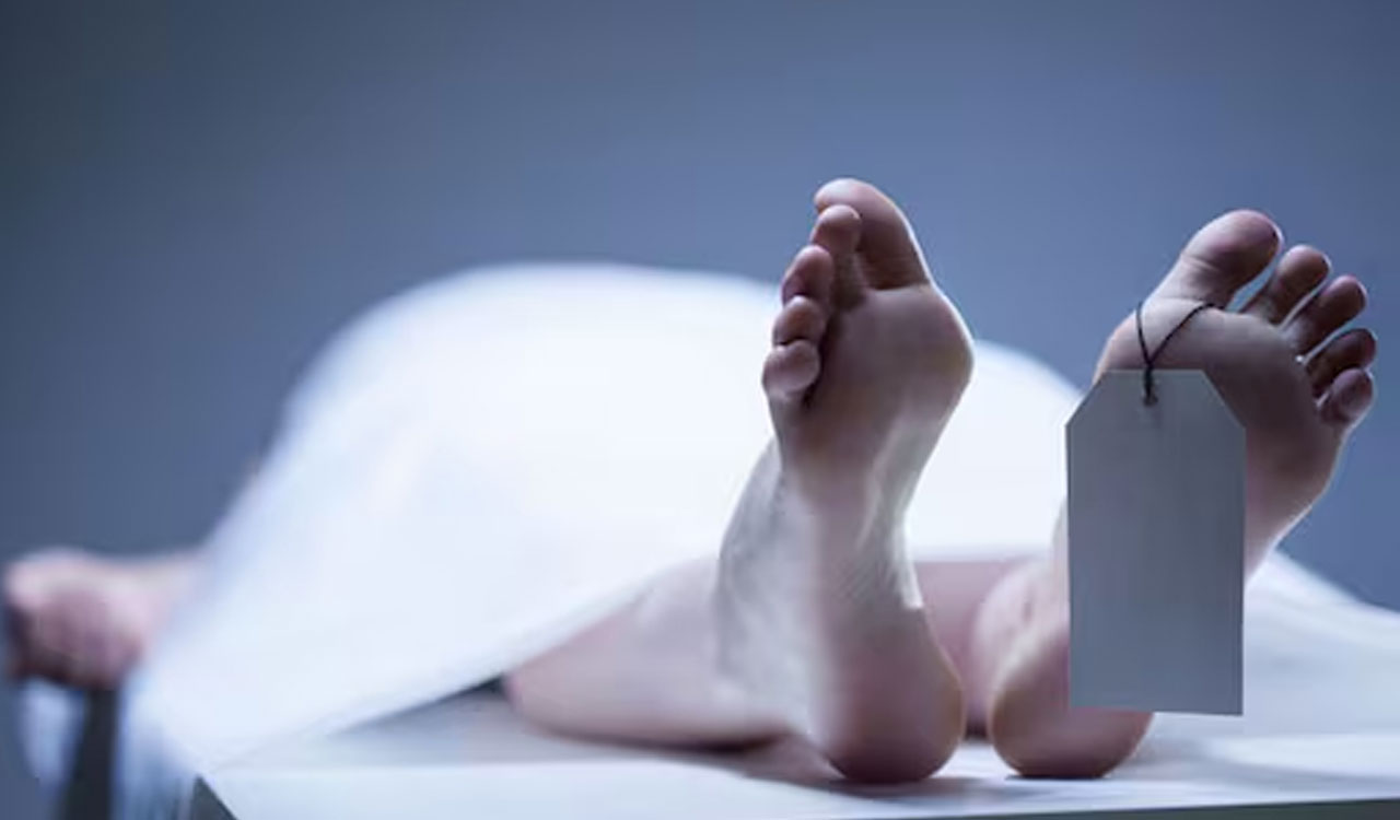 Cop hacked to death by father-son duo at AIADMK MLA’s estate in Tamil Nadu