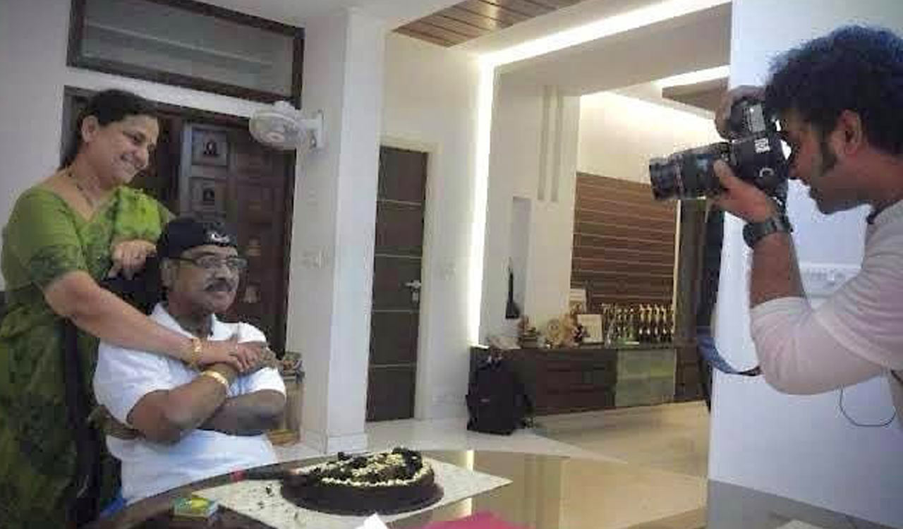 Devi Sri Prasad shares special photo of parents wearing jewellery he designed on World Photography Day