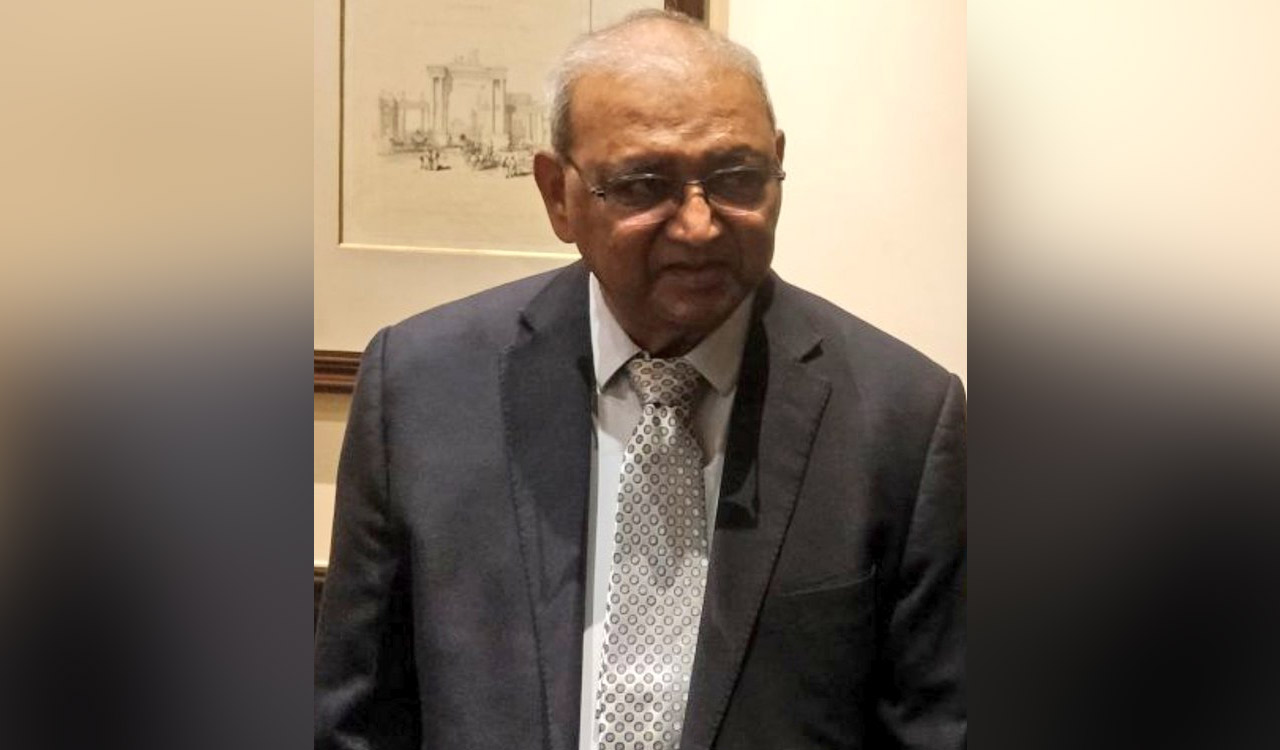 AIFF consoles Dr Vece Paes demise