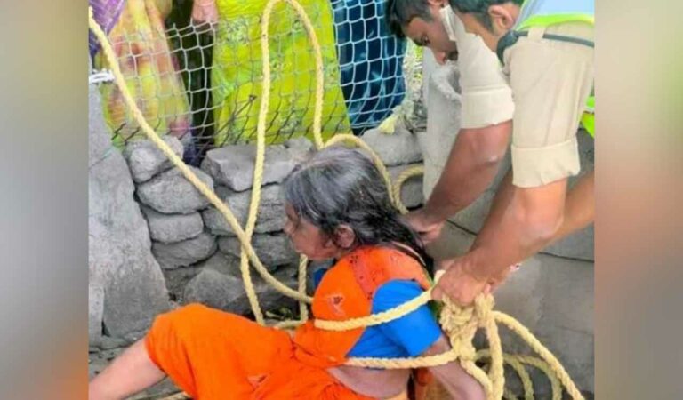 Telangana: Fire staff rescue elderly woman from well in Karimnagar