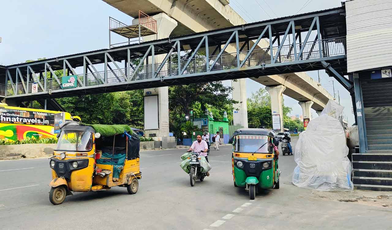 Erragadda Foot Overbridge