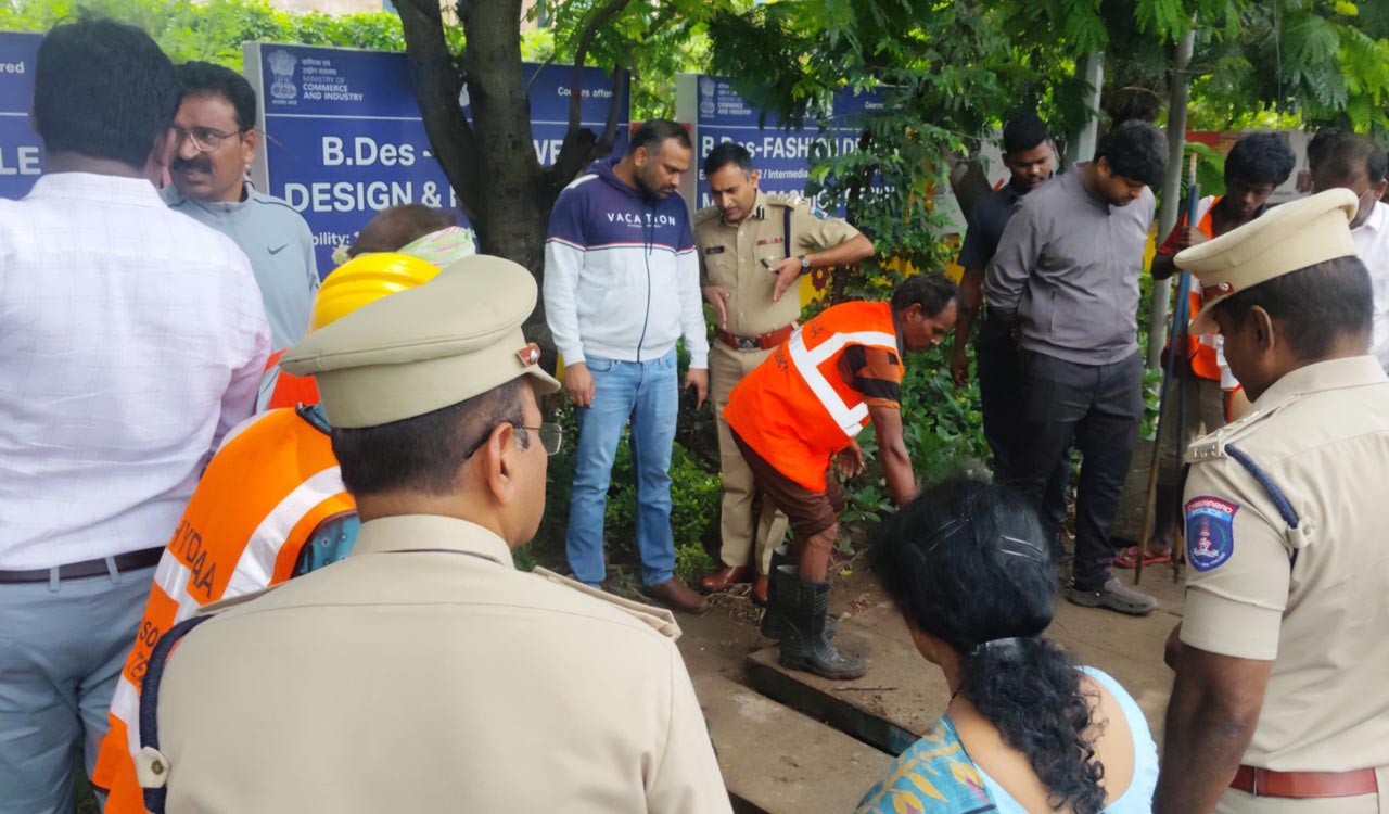 GHMC begins swift post-rain relief work across Hyderabad