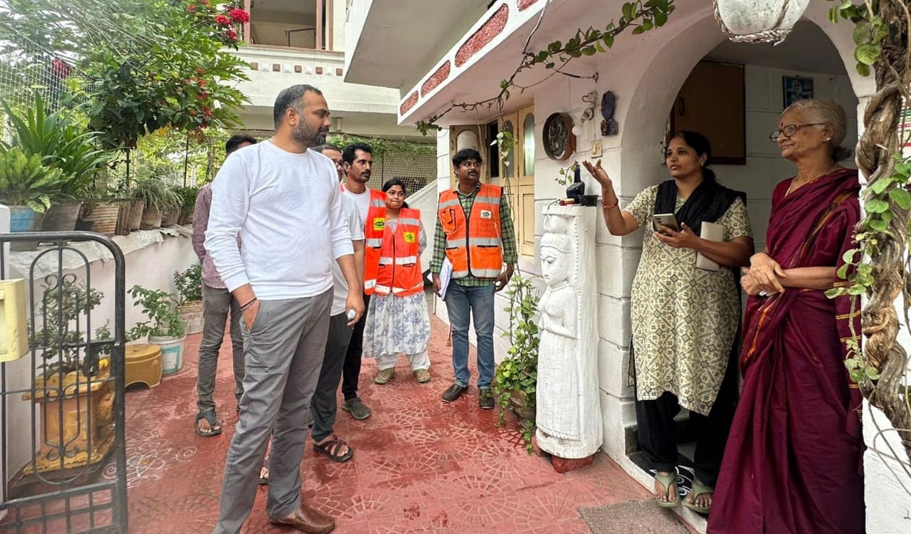 GHMC intensifies anti-larvae efforts in Alwal circle