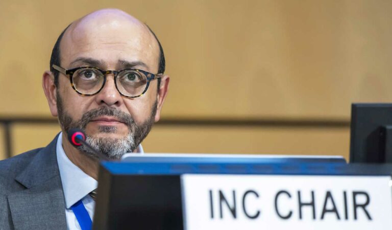UN plastics treaty talks end in deadlock as nations fail to agree