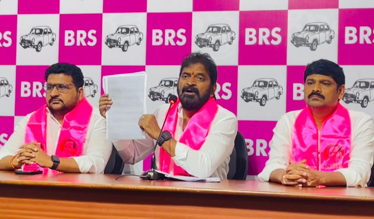Watch: Srinivas Goud blasts Revanth Reddy for ‘betraying BCs and Goud Community’