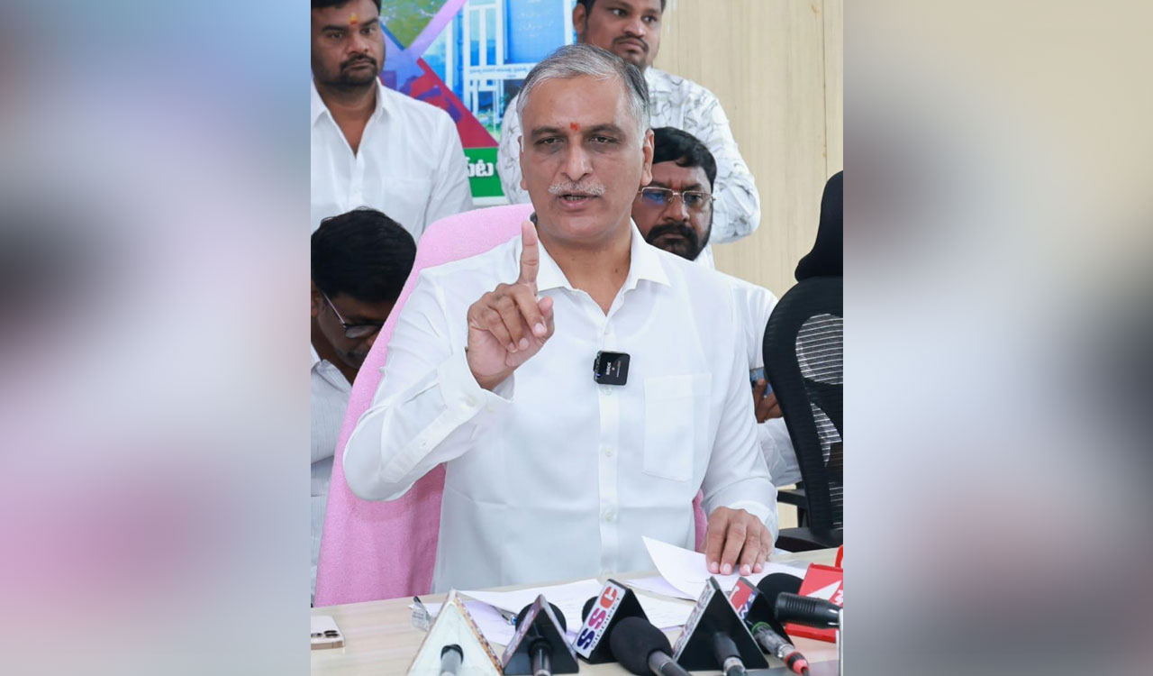 Harish Rao slams Congress govt for letting Godavari water flow into sea