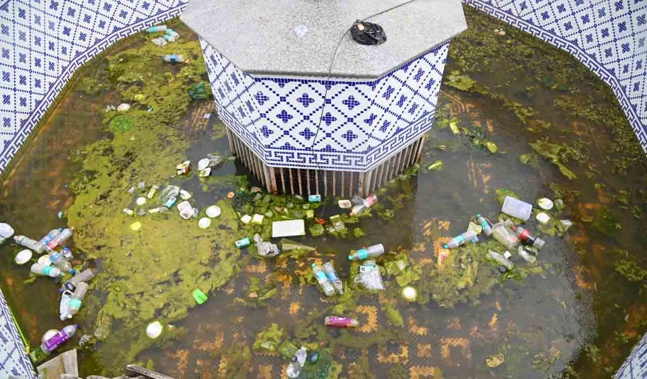 Hyderabad: Gulzar Houz turns into plastic dump two years after Rs 30 lakh restoration